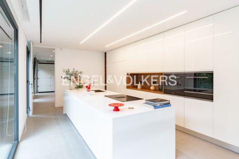 Villa i Almada, Setubal, Almada - € 2.590.000 | Ref: W-04714L - foto 11