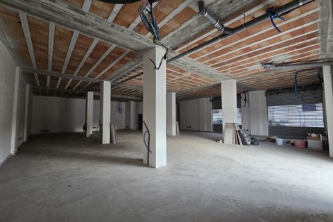 L'establiment comercial a Volla, Naples, Volla - € 3.800/mes | Ref: LSU-1621 - foto 4