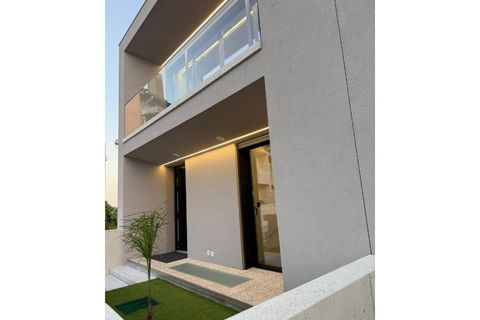 Villa i Viana do Castelo, Viana do Castelo, Viana do Castelo - € 450.000 | Ref: CAS_1258 - foto 1