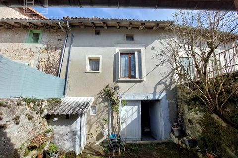 Byhus i Nontron, Dordogne, Nontron - € 87.500 | Ref: E 3029 - foto 1