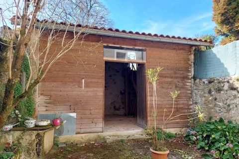 Byhus i Nontron, Dordogne, Nontron - € 87.500 | Ref: E 3029 - foto 2