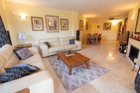 Apartment in Elviria, Malaga, Elviria - € 675,000 | Ref: MLS87383V - photo 9