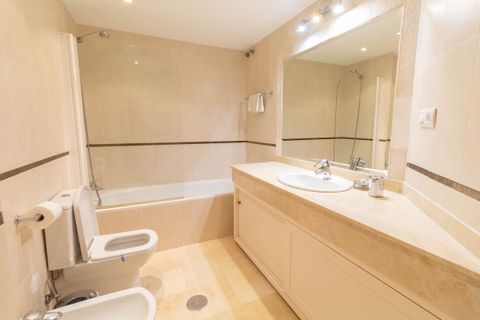 Apartment in Elviria, Malaga, Elviria - € 675,000 | Ref: MLS87383V - photo 20