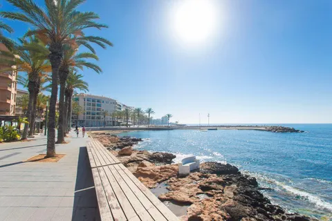 Lejlighed i Torrevieja, Alicante, Torrevieja - € 300.000 | Ref: HO700086 - foto 32