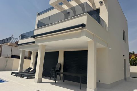 Villa in La Marina, Alicante, La Marina - € 660.000 | Ref: 1601 - foto 23