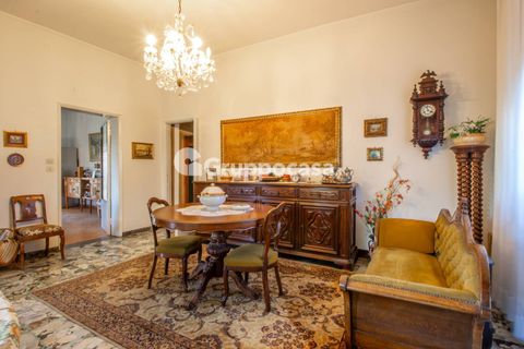 Villa a Magenta, Milan, Magenta - € 625.000 | Ref: Villa singola con tre appartamenti, via Manara 12 Magenta - foto 8