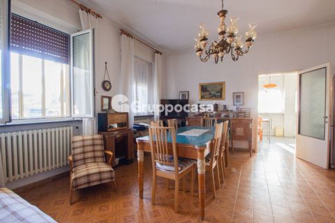 Villa a Magenta, Milan, Magenta - € 625.000 | Ref: Villa singola con tre appartamenti, via Manara 12 Magenta - foto 9