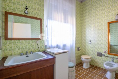 Villa a Magenta, Milan, Magenta - € 625.000 | Ref: Villa singola con tre appartamenti, via Manara 12 Magenta - foto 15