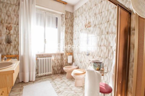 Villa a Magenta, Milan, Magenta - € 625.000 | Ref: Villa singola con tre appartamenti, via Manara 12 Magenta - foto 18