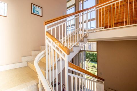 Villa a Magenta, Milan, Magenta - € 625.000 | Ref: Villa singola con tre appartamenti, via Manara 12 Magenta - foto 22