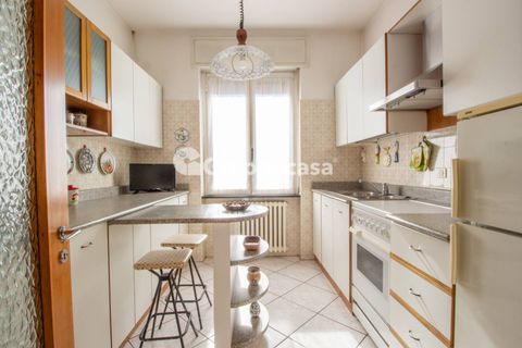 Villa a Magenta, Milan, Magenta - € 625.000 | Ref: Villa singola con tre appartamenti, via Manara 12 Magenta - foto 28