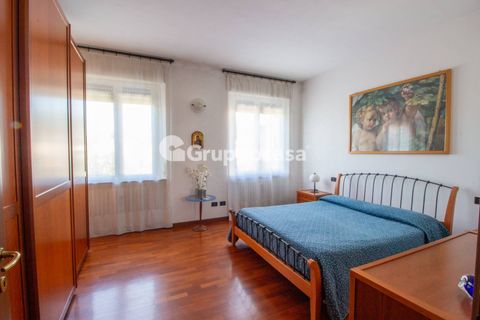 Villa a Magenta, Milan, Magenta - € 625.000 | Ref: Villa singola con tre appartamenti, via Manara 12 Magenta - foto 45