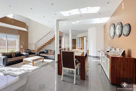 Villa i Riorges, Loire, Riorges - € 549.000 | Ref: 86405788 - foto 16