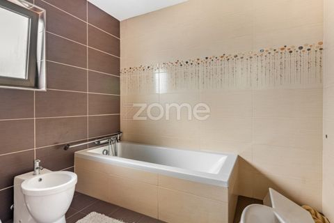 Villa i Ronfe, Braga, Ronfe - € 450.000 | Ref: ZMPT582120 - foto 18
