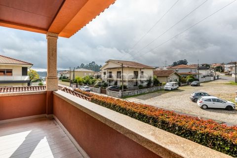Villa i Ronfe, Braga, Ronfe - € 450.000 | Ref: ZMPT582120 - foto 19