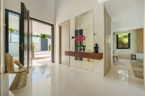 Villa a Marbella, Malaga, Marbella - € 4.995.000 | Ref: NEWV8942 - foto 11