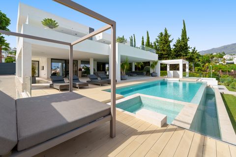 Villa a Marbella, Malaga, Marbella - € 4.995.000 | Ref: NEWV8942 - foto 20