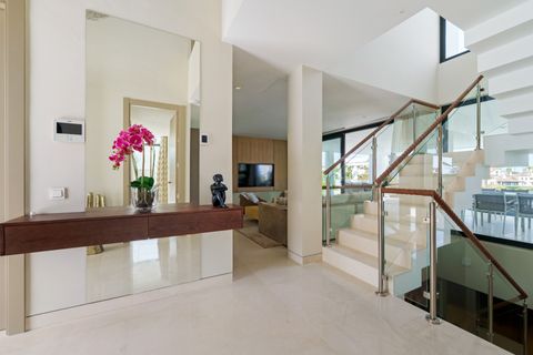 Villa a Marbella, Malaga, Marbella - € 4.995.000 | Ref: NEWV8942 - foto 24