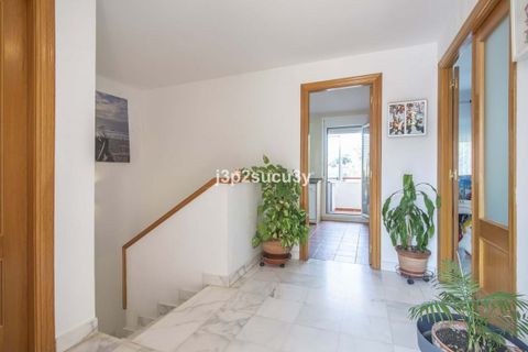 Villa i Estepona, Malaga, Estepona - € 390.000 | Ref: R5076673 - foto 14