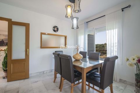 Villa i Estepona, Malaga, Estepona - € 390.000 | Ref: R5076673 - foto 19