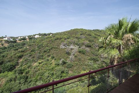 Villa i Estepona, Malaga, Estepona - € 390.000 | Ref: R5076673 - foto 23