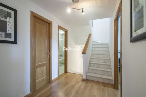 Villa i Estepona, Malaga, Estepona - € 390.000 | Ref: R5076673 - foto 24