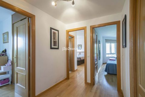 Villa i Estepona, Malaga, Estepona - € 390.000 | Ref: R5076673 - foto 25