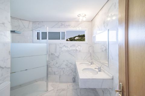 Villa i Estepona, Malaga, Estepona - € 390.000 | Ref: R5076673 - foto 27