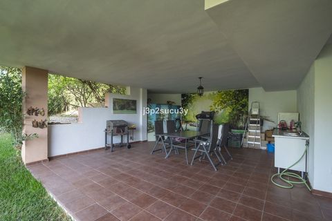 Villa i Estepona, Malaga, Estepona - € 390.000 | Ref: R5076673 - foto 35