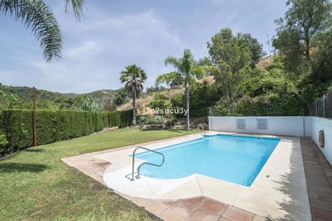 Villa i Estepona, Malaga, Estepona - € 390.000 | Ref: R5076673 - foto 39