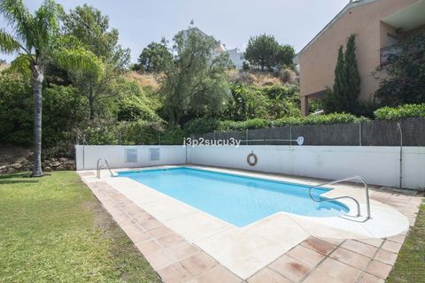 Villa i Estepona, Malaga, Estepona - € 390.000 | Ref: R5076673 - foto 40