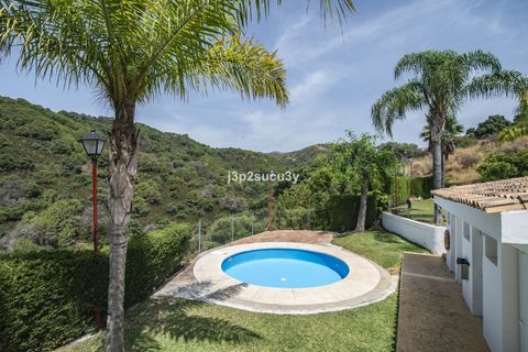 Villa i Estepona, Malaga, Estepona - € 390.000 | Ref: R5076673 - foto 41