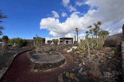 Villa a Las Brenas (Yaiza), Lanzarote, Las Brenas (Yaiza) - € 950.000 | Ref: PBI1157 - foto 41