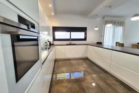 Villa i La Marina, Alicante, La Marina - € 1.491.600 | Ref: SP4725 - foto 2
