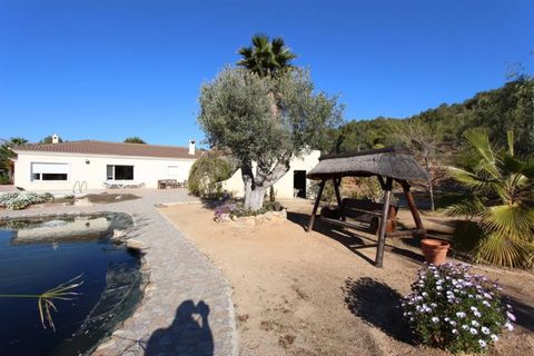 Villa i La Nucia, Alicante, La Nucia - € 1.200.000 | Ref: C7004* - foto 12