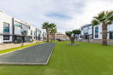 Bungalou a Torrevieja, Alicante, Torrevieja - € 269.900 | Ref: 21-SMK07/776 - foto 33