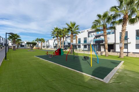 Bungalou a Torrevieja, Alicante, Torrevieja - € 269.900 | Ref: 21-SMK07/776 - foto 35