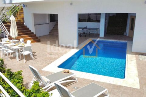 Villa in San Eugenio, Tenerife, San Eugenio - € 1.800.000 | Ref: 935-V4-G - foto 16