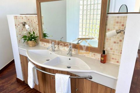 Villa in San Eugenio, Tenerife, San Eugenio - € 1.800.000 | Ref: 935-V4-G - foto 31