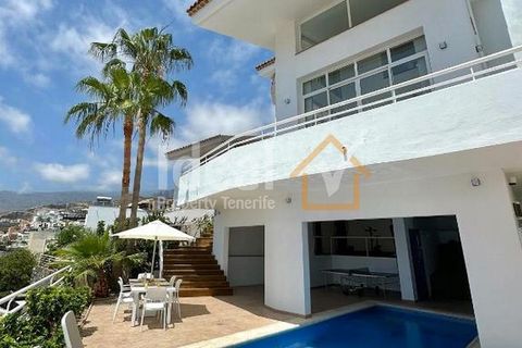Villa in San Eugenio, Tenerife, San Eugenio - € 1.800.000 | Ref: 935-V4-G - foto 36