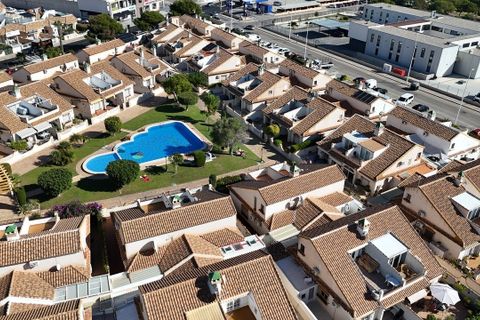 Bungalow i La Zenia, Alicante, La Zenia - € 299.950 | Ref: AG19MLSC3140474 - foto 3