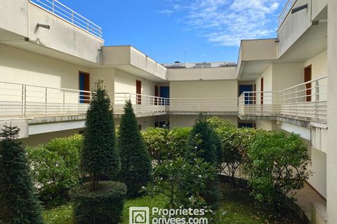 Lejlighed i Tours, Indre-et-Loire, Tours - € 234.900 | Ref: 426398LOBR - foto 8