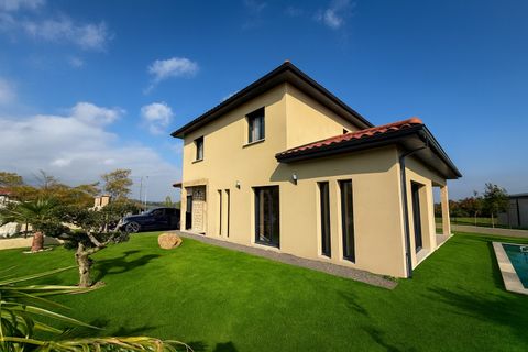Villa a Saint-Cyr, Ardeche, Saint-Cyr - € 490.000 | Ref: 1066 - foto 2