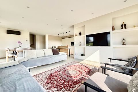 Villa a Saint-Cyr, Ardeche, Saint-Cyr - € 490.000 | Ref: 1066 - foto 9
