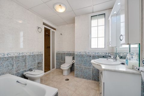 Leilighet i Torrevieja, Alicante, Torrevieja - € 400 000 | Ref: R5213563 - foto 24