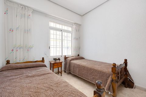 Leilighet i Torrevieja, Alicante, Torrevieja - € 400 000 | Ref: R5213563 - foto 31