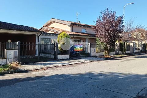Villa i Ghedi, Brescia, Ghedi - € 458.000 | Ref: 6415062020-1276 - foto 45
