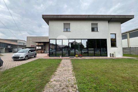 L'establiment comercial a Leno, Brescia, Leno - € 2.900/mes | Ref: 6415062020-1286 - foto 2