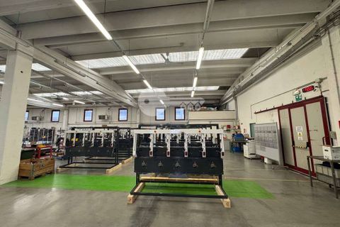 L'establiment comercial a Leno, Brescia, Leno - € 2.900/mes | Ref: 6415062020-1286 - foto 12