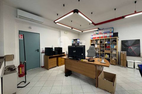 L'establiment comercial a Leno, Brescia, Leno - € 2.900/mes | Ref: 6415062020-1286 - foto 35